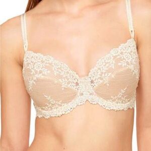 Wacoal Women’s Embrace Lace Bra Beige Size 36D